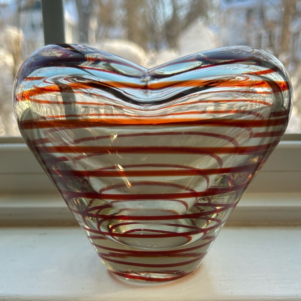 Hand blown art glass clear w/ red ribbon heart love Valentine’s Day vase pontil